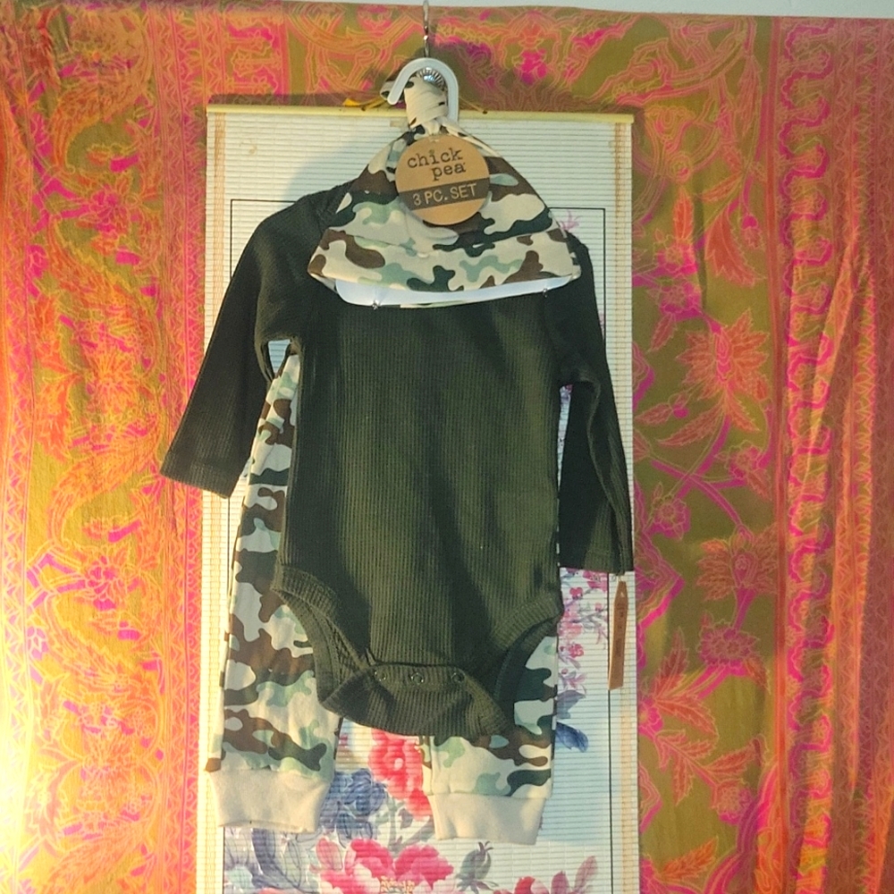 Chick pea 3 piece camo set